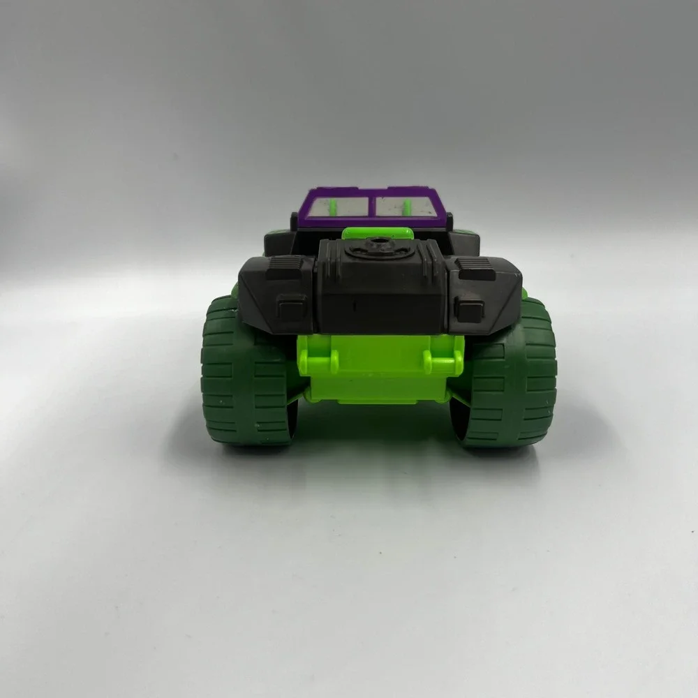 Hasbro Marvel Hulk Smash Truck Green Black & Purple Off Road Toy Vehicle 2011